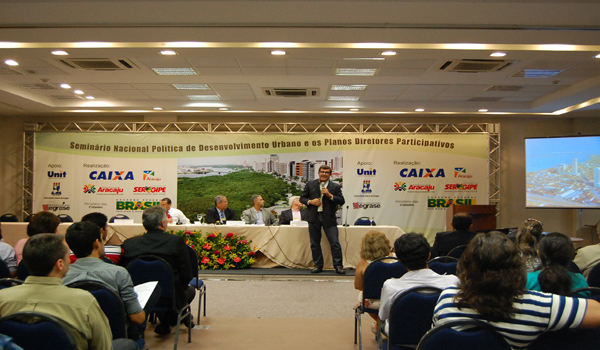 PDMU é debatido em seminário - SMTT Aracaju